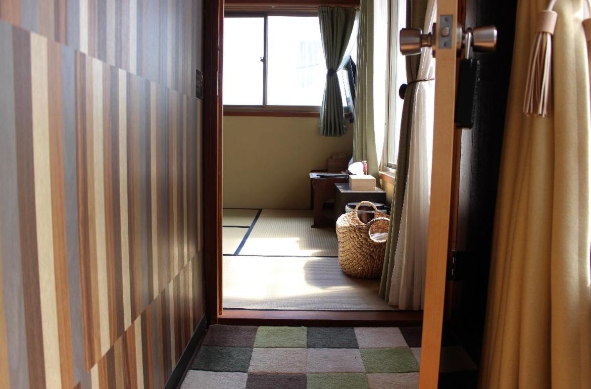 Guest house Tipy Records Hanare Odawara